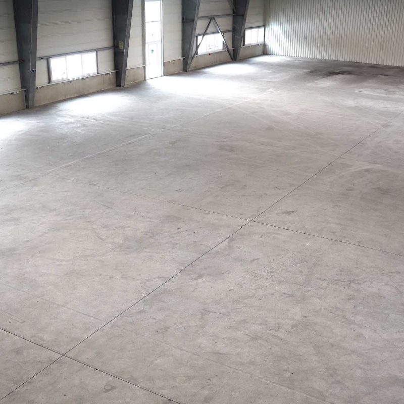 Concrete-screed